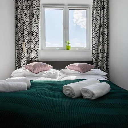 1-bedroom Noakowskiego With View * Warszawa